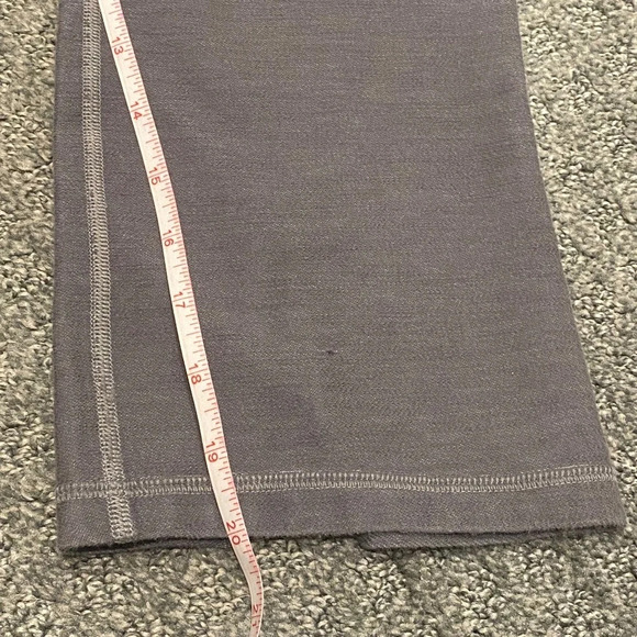 Lululemon Gather & Crow Crop *Denim Coal Fossil Slub Denim 16304 - Picture 14 of 15